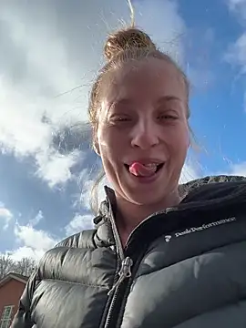 Hr Frk Olsen online show from March 15, 9:05 am