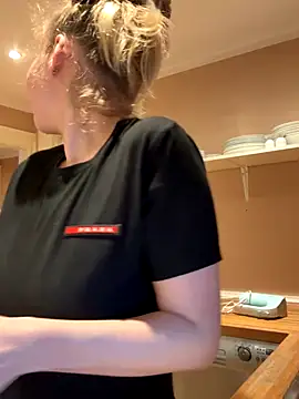 Hr Frk Olsen online show from November 9, 10:52 am