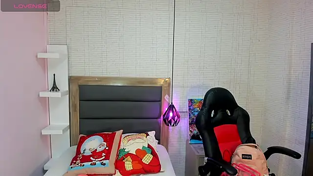 Snapshot of shelbystetson chatting on December 3, 12:15 pm shelbystetson online show from December 3, 12:15 pm