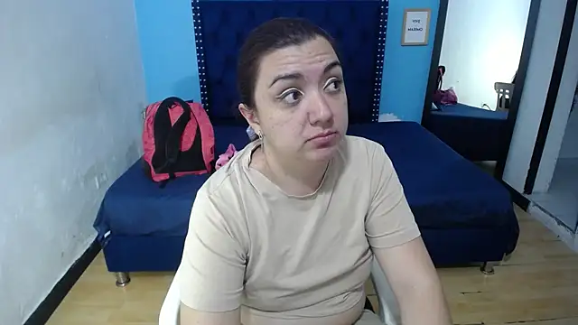 Snapshot of kinky_redhead18 chatting on October 9, 1:11 pm kinky redhead18 online show from October 9, 1:11 pm