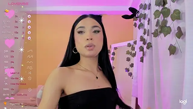 Snapshot of AndreaSweet_ chatting on February 9, 4:46 am AndreaSweet  online show from February 9, 4:46 am