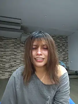 Snapshot of Elsa_sweet chatting on June 19, 11:31 pm Elsa sweet online show from June 19, 11:31 pm