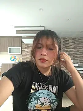 Snapshot of Elsa_sweet chatting on June 17, 9:14 pm Elsa sweet online show from June 17, 9:14 pm