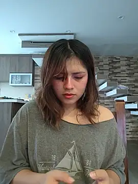 Snapshot of Elsa_sweet chatting on July 10, 2:50 pm Elsa sweet online show from July 10, 2:50 pm