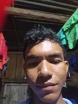 Reynold2608 online show from July 12, 4:02 am
