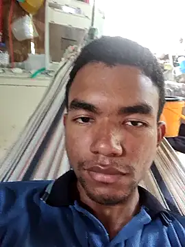 Reynold2608 online show from November 28, 7:58 pm