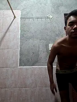 Reynold2608 online show from December 16, 10:47 pm