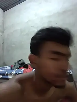 Reynold2608 online show from December 28, 11:37 pm