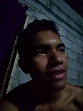 Reynold2608 online show from April 14, 1:54 am