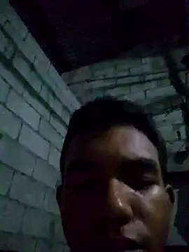 Reynold2608 online show from March 27, 1:58 am