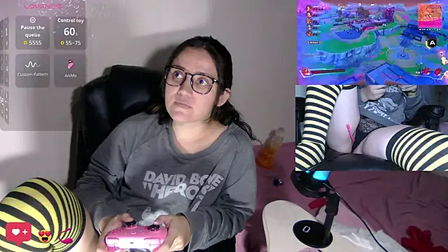 Snapshot of sobresalinaa chatting on September 24, 2:18 am sobresalinaa online show from September 24, 2:18 am