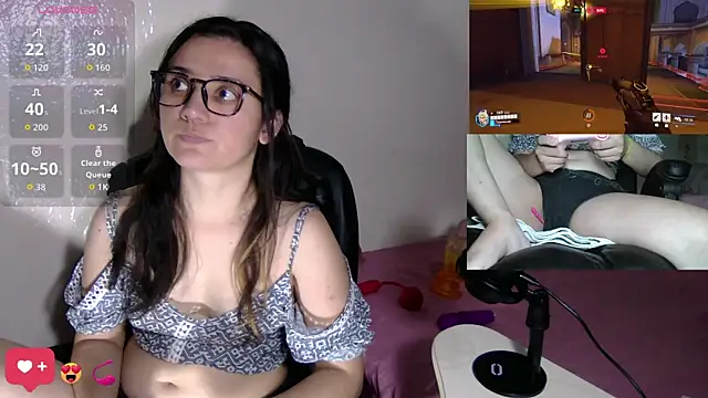 Snapshot of sobresalinaa chatting on September 21, 4:06 am sobresalinaa online show from September 21, 4:06 am