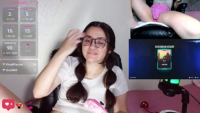 Snapshot of sobresalinaa chatting on October 8, 3:41 am sobresalinaa online show from October 8, 3:41 am