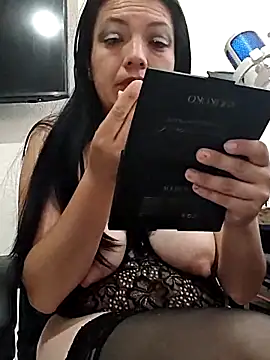 mao-duraznitt online show from April 17, 5:27 pm