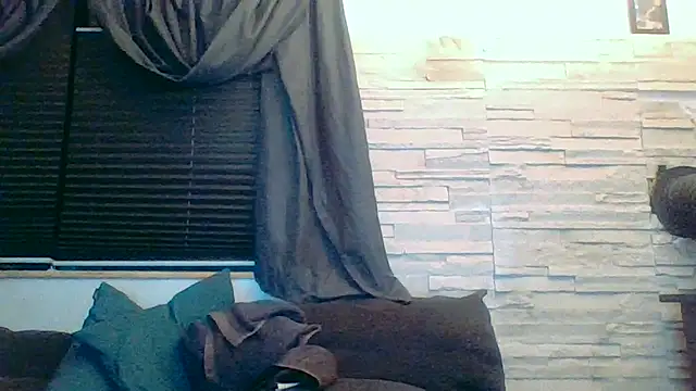 Snapshot of DevilsAngel13 chatting on October 14, 5:46 pm DevilsAngel13 online show from October 14, 5:46 pm