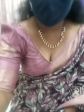 Snapshot of Manisha-Love chatting on February 17, 3:44 pm Manisha-Love online show from February 17, 3:44 pm