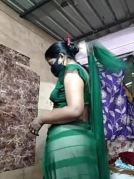 queensenorita online show from March 13, 8:19 am