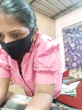 queensenorita online show from November 17, 9:02 am