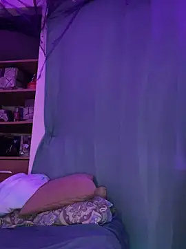 Snapshot of Nina-Chick777 chatting on October 25, 6:56 am Nina-Chick777 online show from October 25, 6:56 am