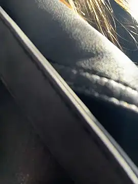 Sunny   Bunny online show from April 12, 11:02 am