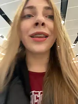 Sunny   Bunny online show from November 5, 1:03 pm