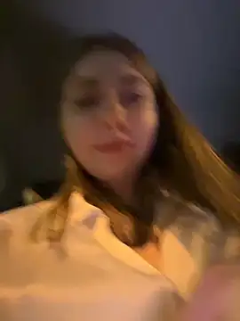 Snapshot of Sunny___Bunny chatting on February 8, 10:19 pm Sunny Bunny online show from February 8, 10:19 pm