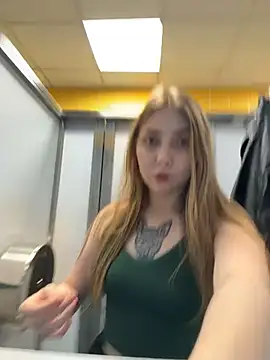 Sunny   Bunny online show from March 21, 3:16 pm