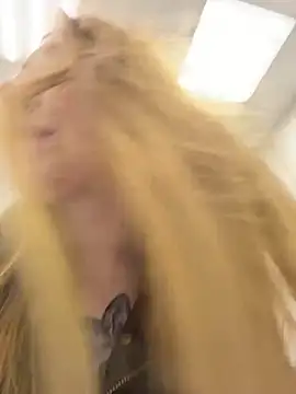 Sunny   Bunny online show from March 7, 12:10 pm