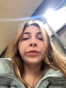 Sunny   Bunny online show from December 3, 9:09 am