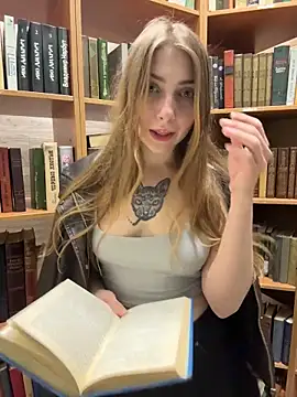 Sunny   Bunny online show from May 7, 2:31 pm