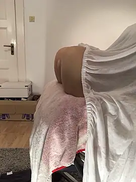 Snapshot of Inseminator69 chatting on November 5, 6:27 am Inseminator69 online show from November 5, 6:27 am