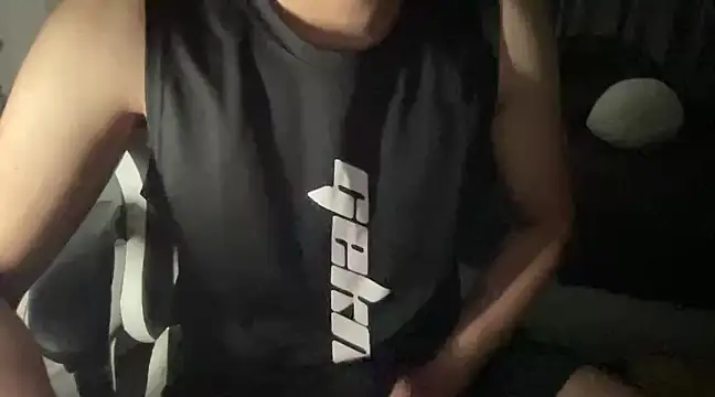 Snapshot of Chazklein chatting on January 3, 9:05 pm Chazklein online show from January 3, 9:05 pm