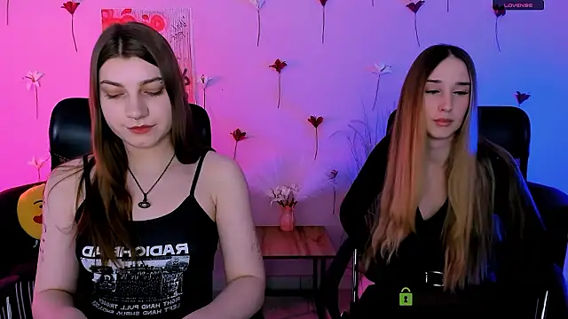 pure radiance1 online show from February 19, 10:01 am