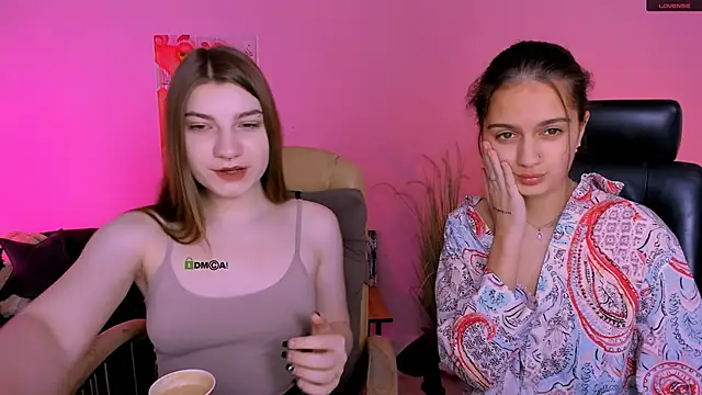 Snapshot of pure_radiance1 chatting on November 20, 9:10 am pure radiance1 online show from November 20, 9:10 am