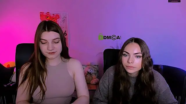 Snapshot of pure_radiance1 chatting on November 30, 10:16 am pure radiance1 online show from November 30, 10:16 am