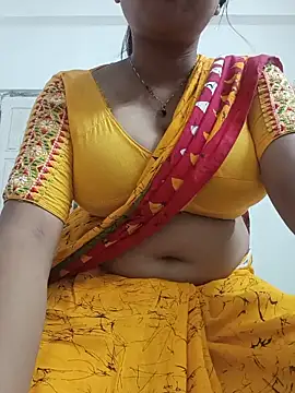 Snapshot of Priya_2222 chatting on May 19, 7:21 pm Priya 2222 online show from May 19, 7:21 pm