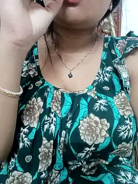 Priya 2222 online show from May 6, 6:45 pm