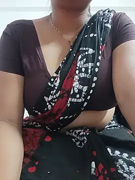 Snapshot of Priya_2222 chatting on May 18, 6:56 pm Priya 2222 online show from May 18, 6:56 pm