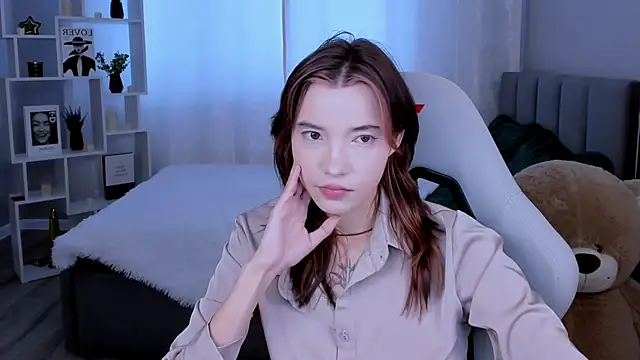 as1an girlfriend online show from May 29, 3:23 am