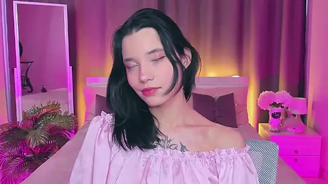 as1an girlfriend online show from March 18, 4:07 am