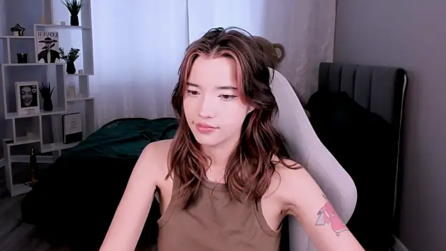 as1an girlfriend online show from May 27, 3:47 am