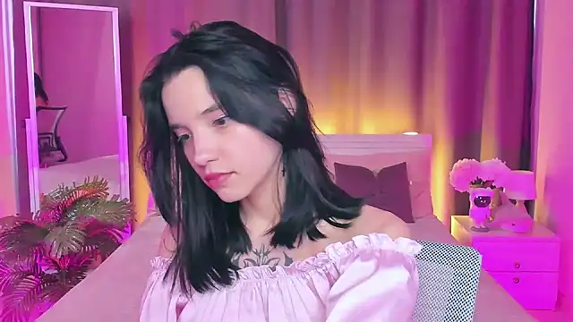 as1an girlfriend online show from March 18, 11:11 am