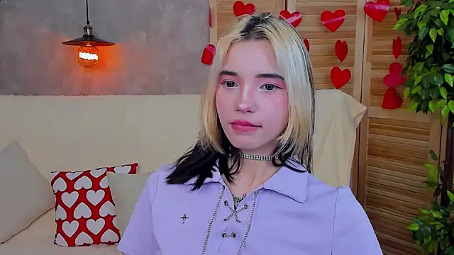 as1an girlfriend online show from February 11, 8:15 am