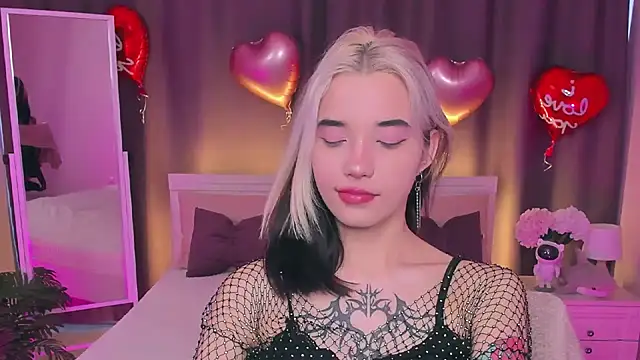 as1an girlfriend online show from February 23, 6:49 am