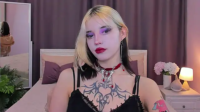 as1an girlfriend online show from January 30, 4:27 am