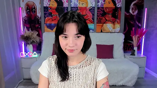 as1an girlfriend online show from November 17, 1:15 pm