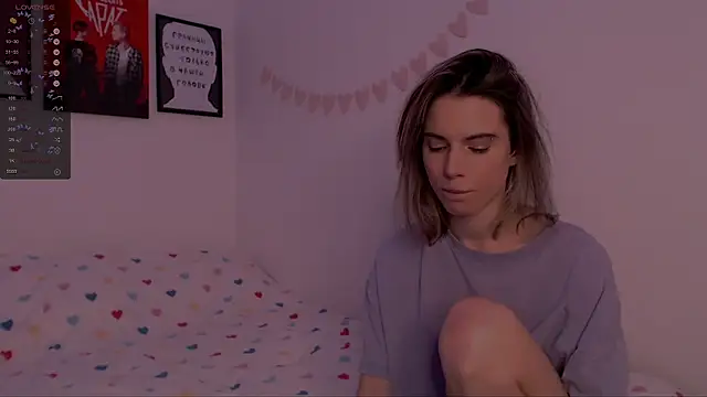 Snapshot of _ni_kiss chatting on December 13, 11:39 pm ni kiss online show from December 13, 11:39 pm