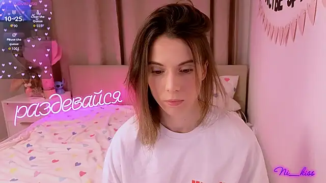 Snapshot of _ni_kiss chatting on February 19, 5:10 pm ni kiss online show from February 19, 5:10 pm