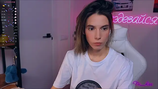 Snapshot of _ni_kiss chatting on September 17, 8:00 pm ni kiss online show from September 17, 8:00 pm