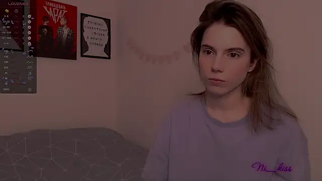 Snapshot of _ni_kiss chatting on February 15, 8:12 pm ni kiss online show from February 15, 8:12 pm